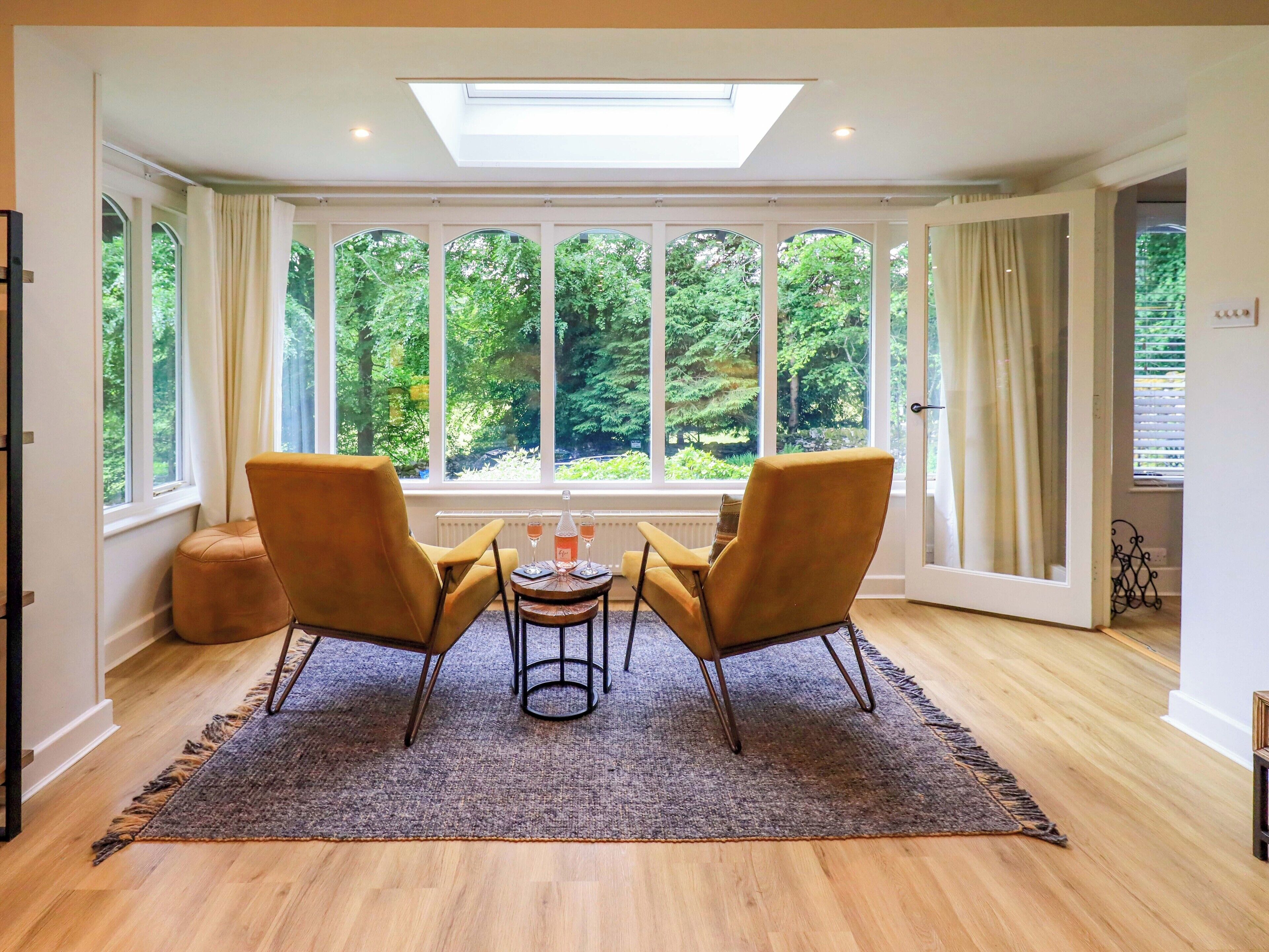 المنشأة من الداخل