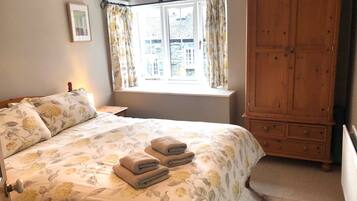 3 bedrooms, individually decorated, individually furnished, free WiFi