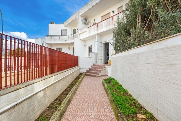 Exterior - 2752 Marugi House by Barbarhouse (Lecce)