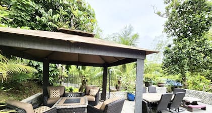 Cozy 2-bedroom House in Ngermid, Koror