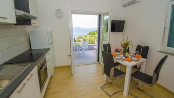 Apartment (Comfort One Bedroom Apartment with Ba) | Eigene Küche