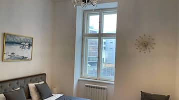 Apartment | 2 bedrooms, free WiFi, bed sheets
