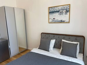 Huoneisto | 2 makuuhuonetta, ilmainen Wi-Fi, vuodevaatteet