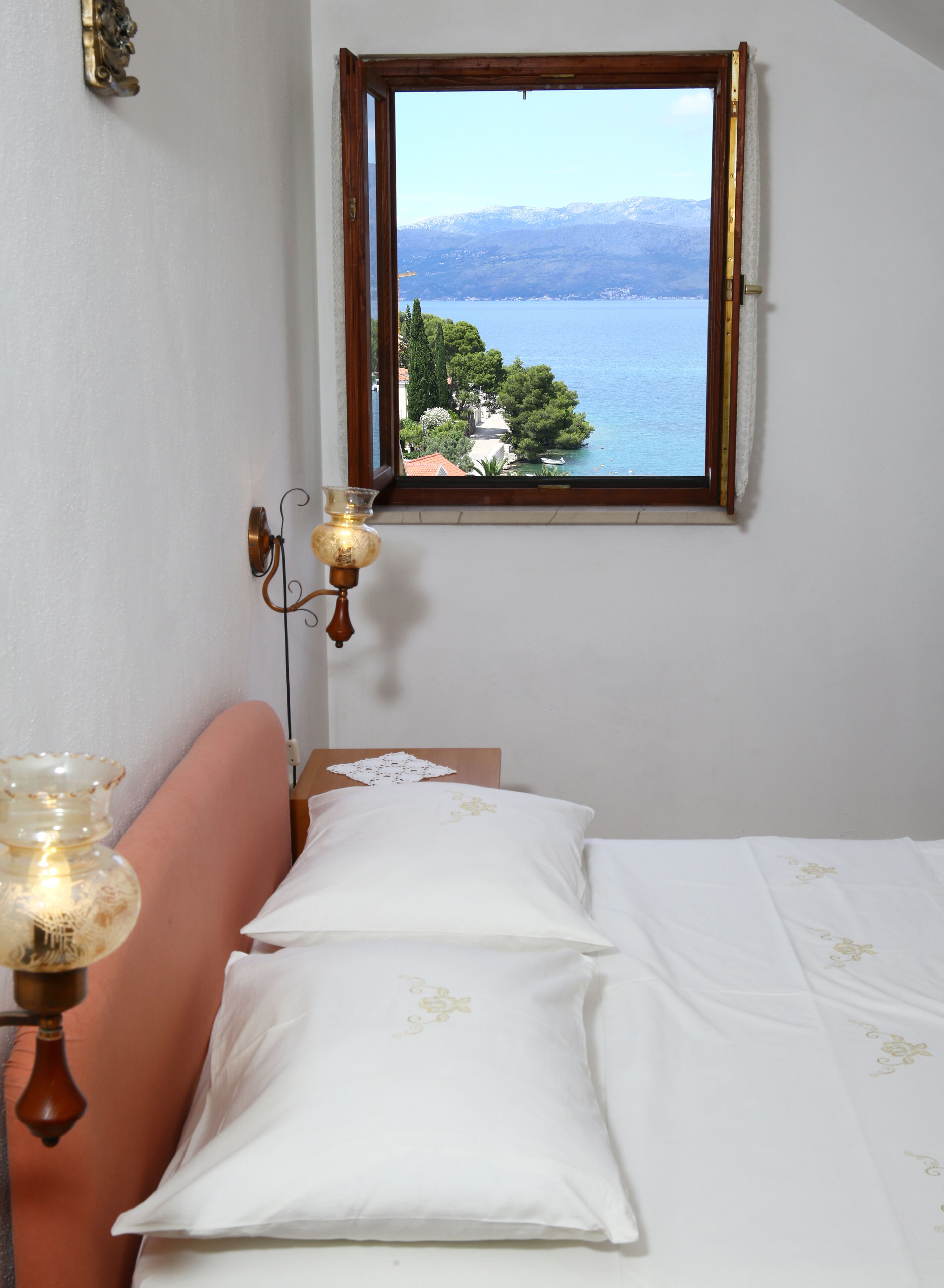 Apartment (Two Bedroom Apartment with Sea View)
