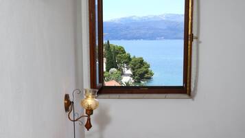 Apartment (Two Bedroom Apartment with Sea View)
