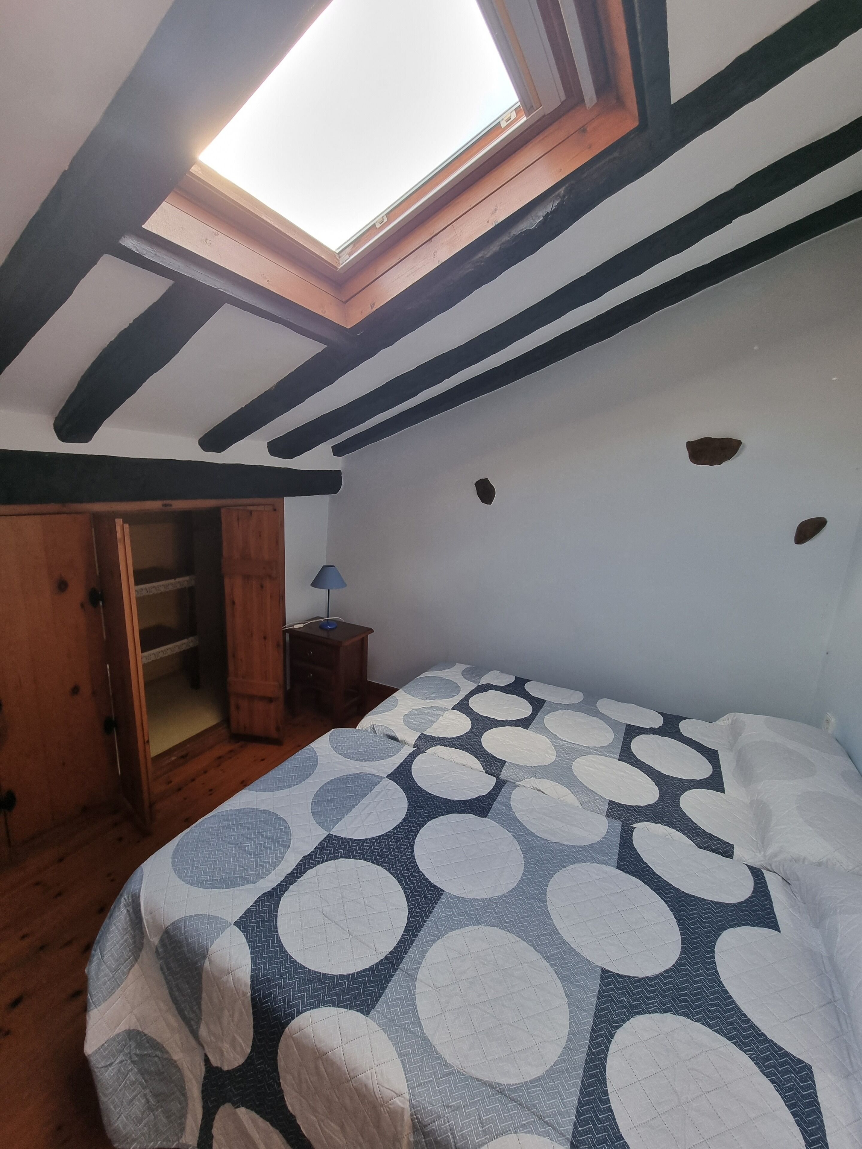 6 bedrooms, iron/ironing board, travel cot, free WiFi