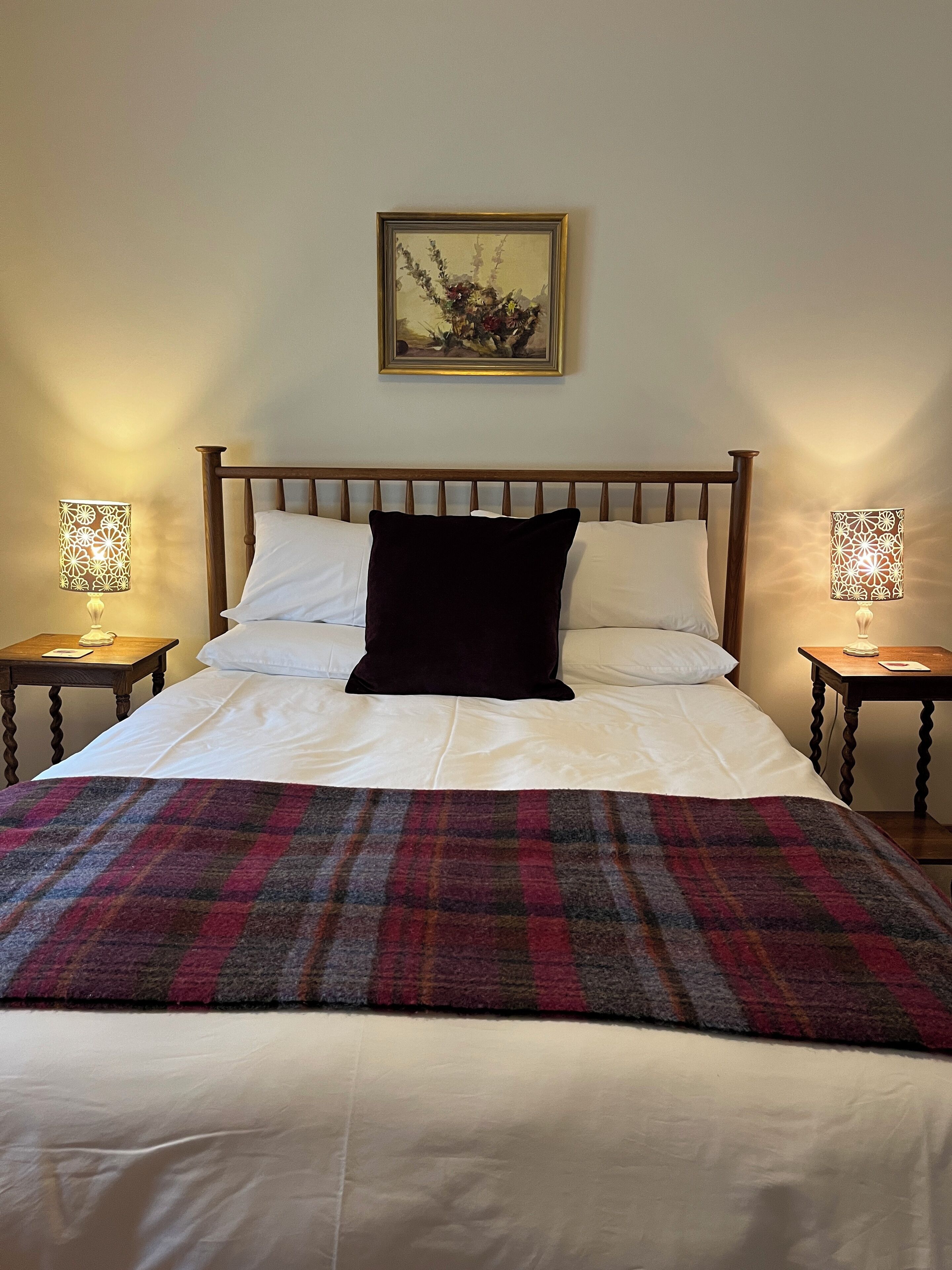 3 habitaciones, tabla de planchar con plancha y wifi gratis 