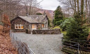 Exterior - Thimble Hall (Ambleside)
