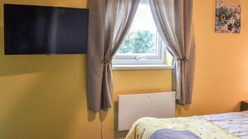 1 habitación, wifi gratis y ropa de cama