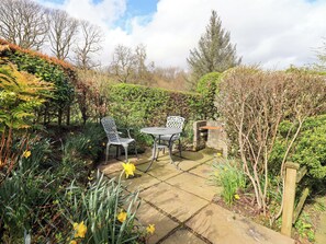 Outdoor dining - High Dow Crag (Coniston)