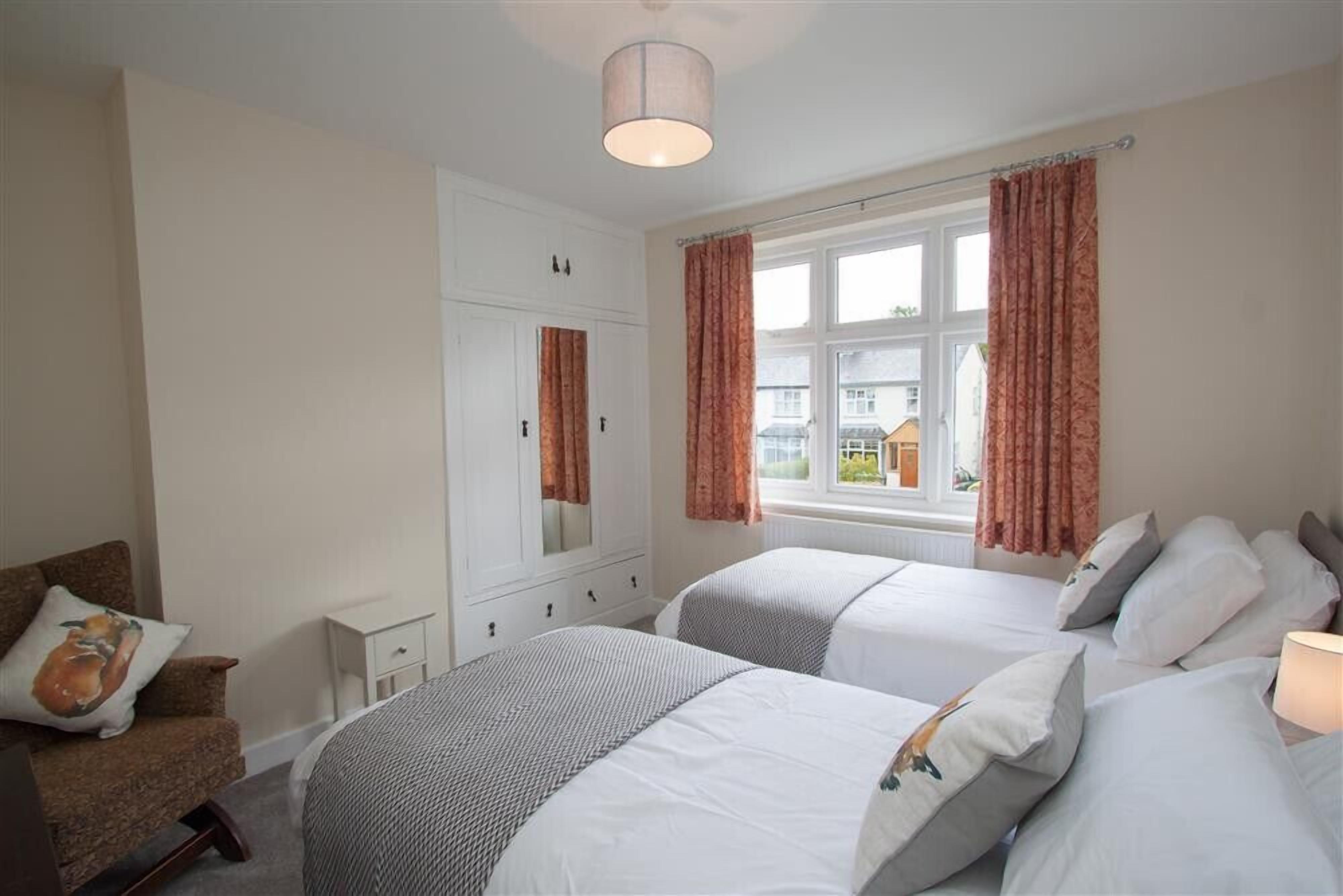 3 bedrooms, individually decorated, individually furnished, free WiFi