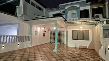 Depan hartanah