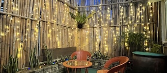 Baba & Charlie Homestay
