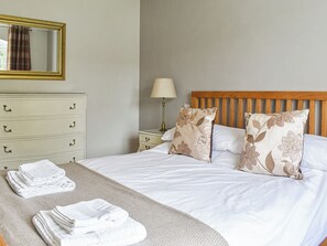 1 bedroom, free WiFi, bed sheets - The Dairy at Brook House Farm-UK40631 (Minshull Vernon, near Nantwich)