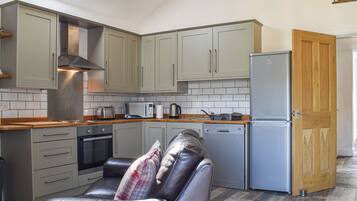 Dishwasher, highchair