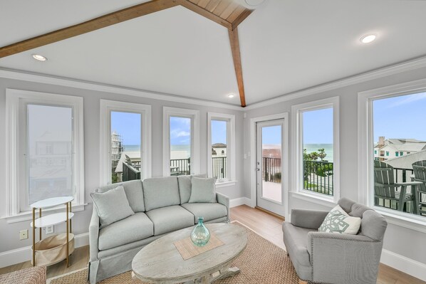 Smart TV, DVD player