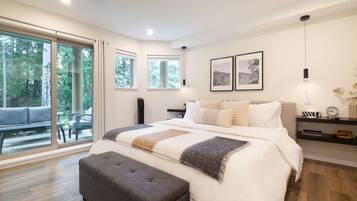 4 chambres, bureau, fer et planche à repasser, accès au Wi-Fi (inclus)