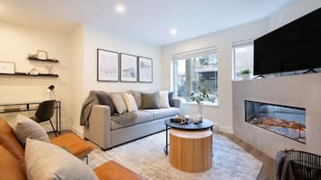 Téléviseur connecté, foyer