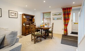 Dining - Fern Cottage (Ambleside)