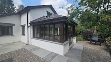 Cottage | Exterior