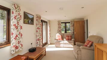 Cottage | Living area | DVD player