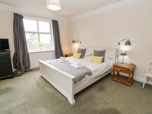 10 عدّة غرف نوم وبديكورات فريدة لكل غرفة وطراز فريد لكل وحدة