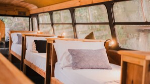 Bus Bunkhouse | Wi-fi (inkludert) og sengetøy