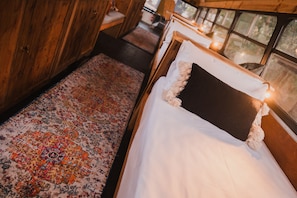 Bus Bunkhouse