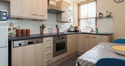 Lower Street 10 Flat 3