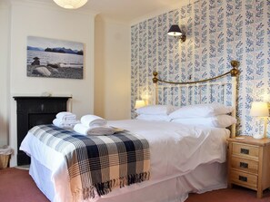 3 bedrooms, free WiFi, bed sheets - 3 bedroom accommodation in Keswick (Keswick)