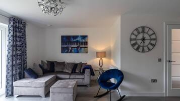 อพาร์ทเมนท์, หลายเตียง | ห้องนั่งเล่น