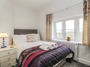 Cottage | 3 bedrooms, individually decorated, individually furnished, free WiFi - Celia's View (Langport)