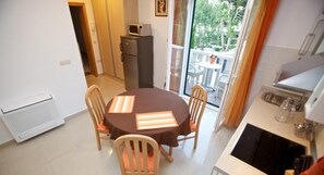 Apartment (Comfort One Bedroom Apartment With Te) | Living room | TV - Apartments Villa Grlica (Sutivan)