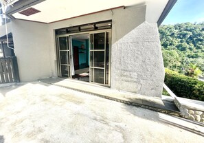 Exterior - Impeccable 1-bedroom Lodging in Koror (Koror)