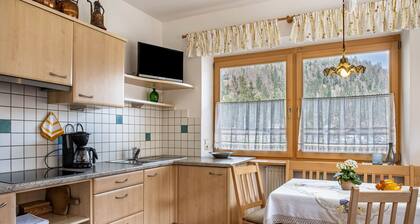 Ferienwohnung 'Adlerhorst Zaunkoenig' mit privater Terrasse und WLAN