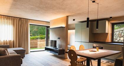 Apartment 'Adlerhorst Amsel' with Terrace, Shared Garden and Wi-Fi