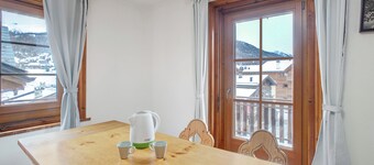 Holiday Apartment "Vacanze Matteo" with Mountain View, Balcony & Wi-Fi