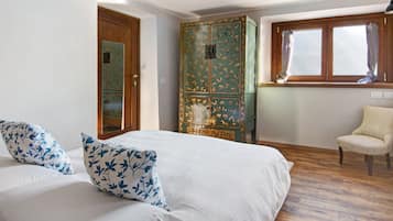 1 chambre, fer et planche à repasser, Wi-Fi gratuit, draps fournis