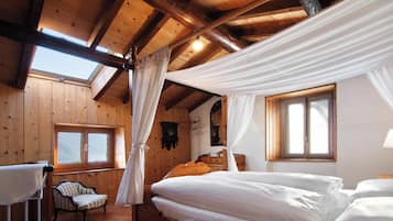 2 chambres, fer et planche Ă  repasser, Wi-Fi gratuit, draps fournis