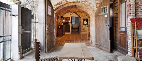 屋外ダイニングエリア