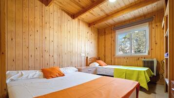 4 Schlafzimmer, kostenloses WLAN, Bettwäsche