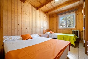 4 camere, Wi-Fi gratuito, lenzuola