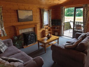 Living area - Whiteside Lodge at Burnside Park (Keswick)