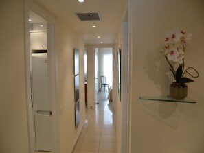 Interior - Apartment "Estartit Park 1-2" with Private Terrace, Shared Pool & Wi-Fi (girona)