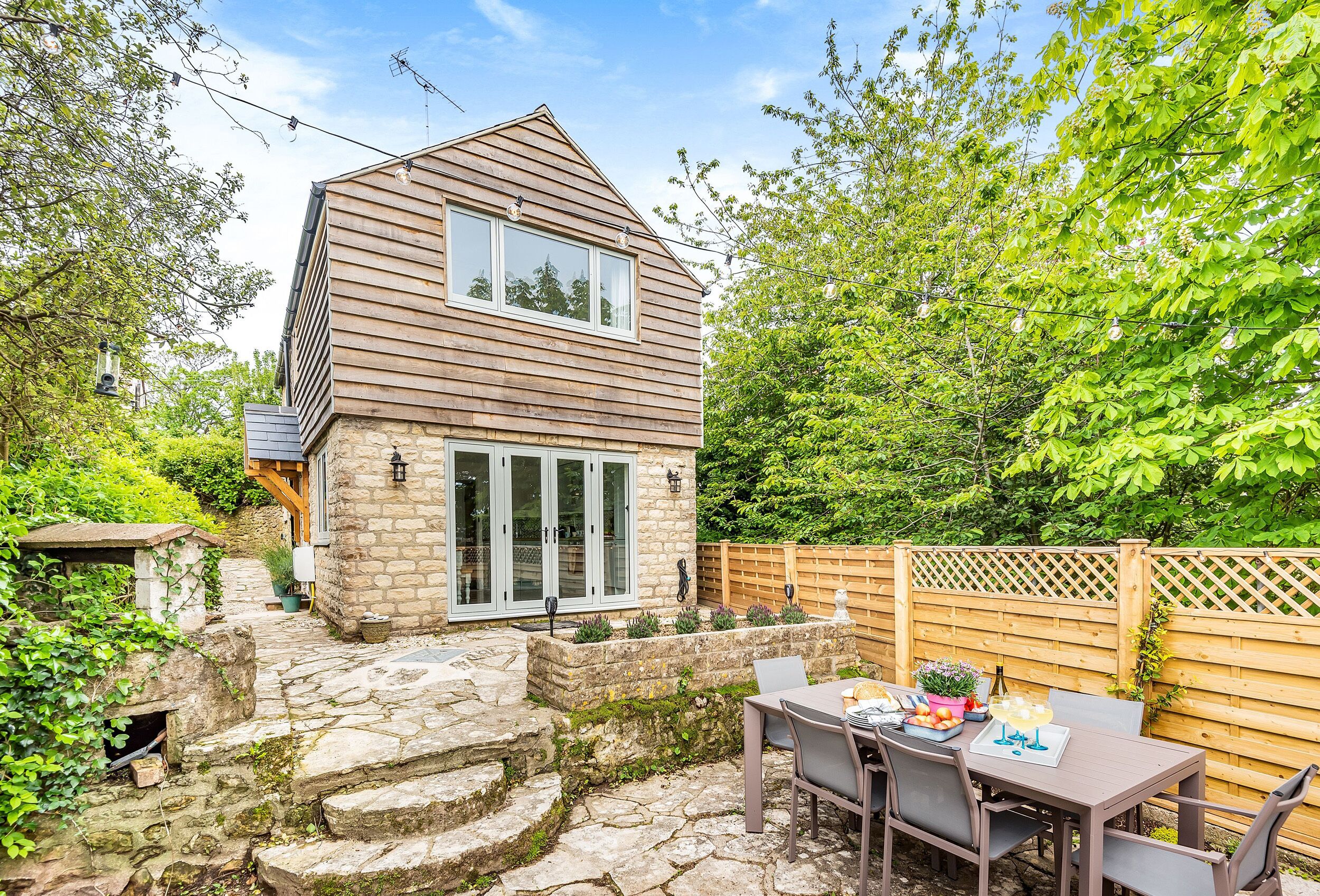 Cottage | Outdoor dining