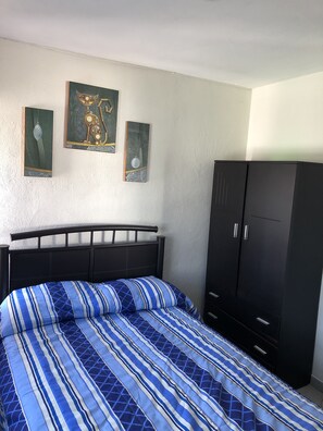 2 bedrooms, desk, iron/ironing board, free WiFi - BEAUTIFUL APARTMENT WITH TERRACE IN THE CENTER OF LOBO (Cholula)