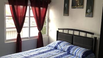 2 chambres, bureau, fer et planche à repasser, Wi-Fi gratuit