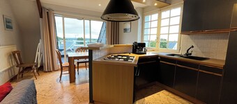 PLAGE Ă 300m-CONFORT-WIFI-TERRASSE VUE MER-PARKING PRIVATIF