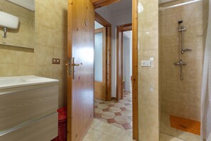 Villa | Badkamer