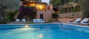 Villa in San Rafael Ibiza Sleeps 12